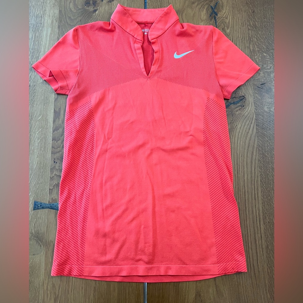 Women’s Nike Golf mock collar